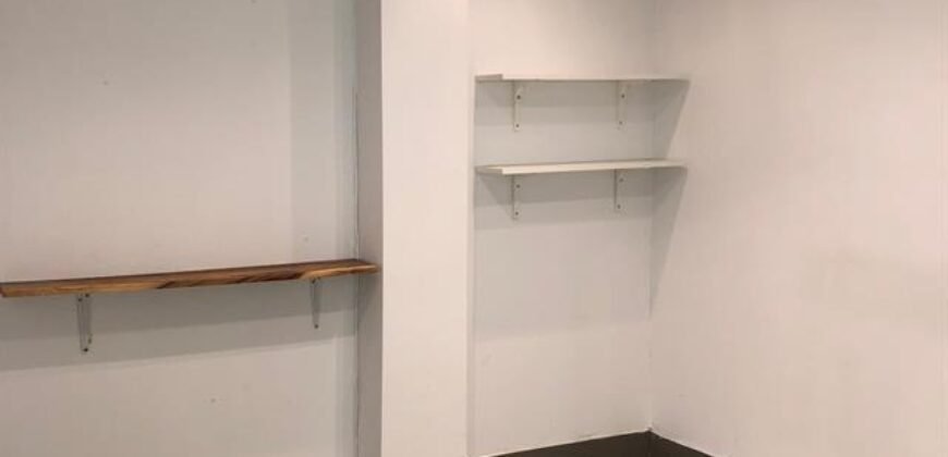 1294 Rue Ontario E. Montréal (Ville-Marie), Québec H2L1R6